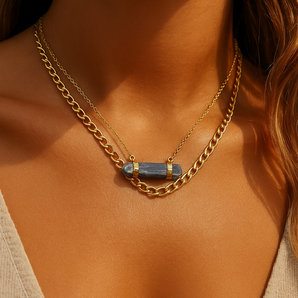 Horizon Bar Necklace - Kyanite & Gold