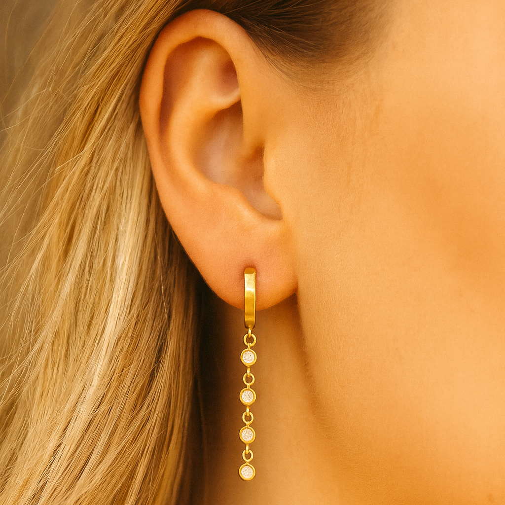 Solura Celestial Drops Shooting Star CZ on Model